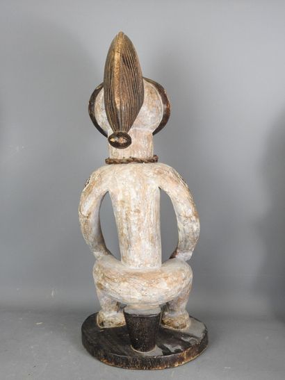 GABON - PUNU: Statue in wood and pigments,...