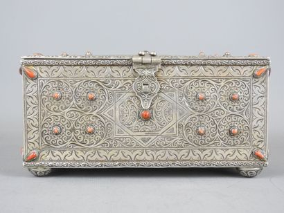 AFRIQUE DU NORD. COFFRET rectangulaire en...