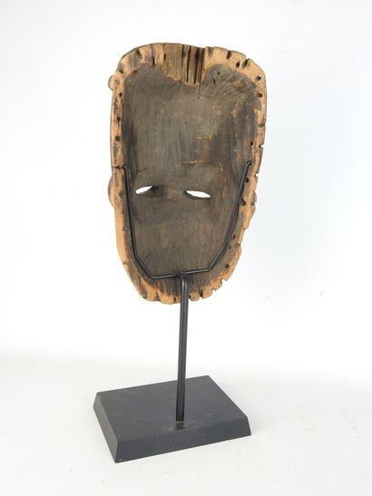 IBIBIO, Nigéria
Bois, patine sombre
Masque...