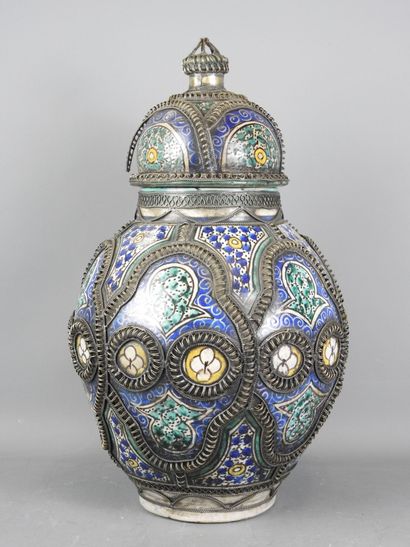 FES, Morocco.
Polychrome earthenware, silver-plated...