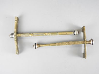 TOUAREG: Two sugar hammers. Bronze, low-titanium...