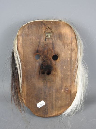 SUISSE : Masque Tschäggättä de sorcière pour...