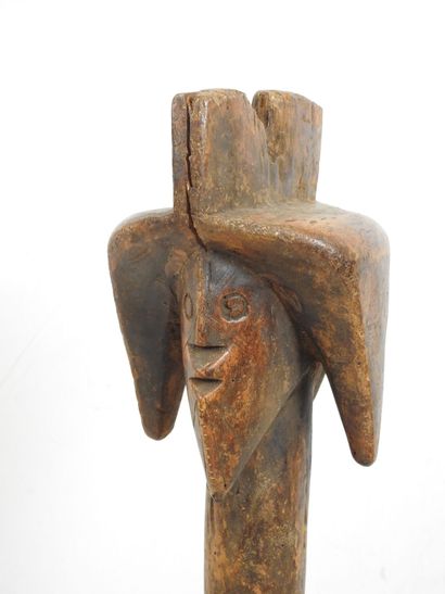 MUMUYE - Nigeria : Bois patine brune. Statue...