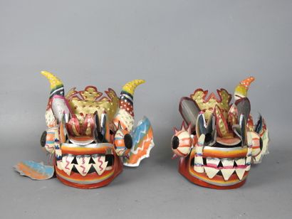 BOLIVIE : Deux petits masques de Carnaval...