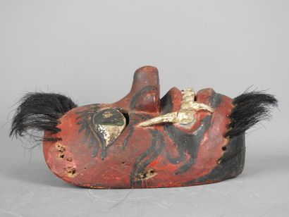 INDONESIE : Masque de Java, bois polychrome,...