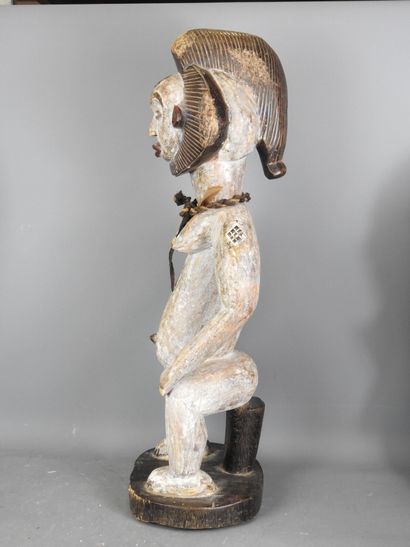 GABON - PUNU: Statue in wood and pigments,...