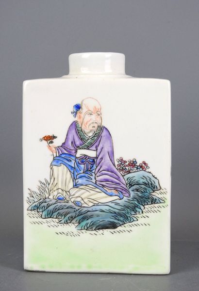CHINA: Rectangular porcelain tea-bottle decorated...