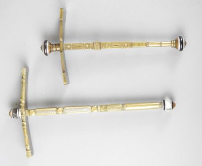 TOUAREG: Two sugar hammers. Bronze, low-titanium...