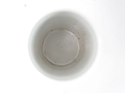 CHINA: Porcelain and Famille Rose enamel...