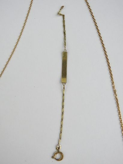 Three chains and pendant in 750 thousandths...