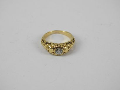 RING in yellow gold 750/1000th decorated...