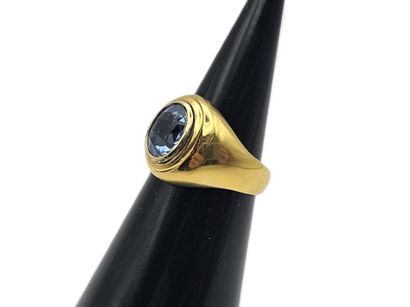 925-millimeter silver signet ring set with...