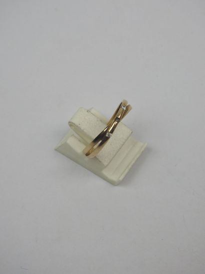 Yellow gold ring 375 thousandths. 0.93g (one...