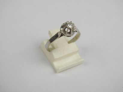 Ring in white gold 750 thousandths and diamond...