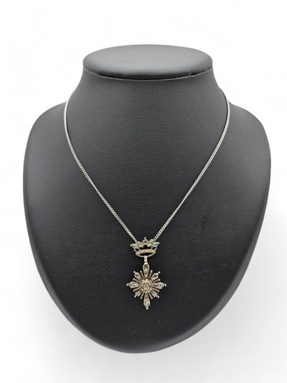 Silver and silver-gilt pendant necklace featuring...