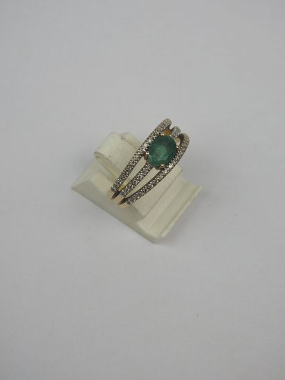 RING in yellow gold 750/1000th set with a...