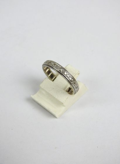 AMERICAN ALLIANCE in 750/1000th white gold...