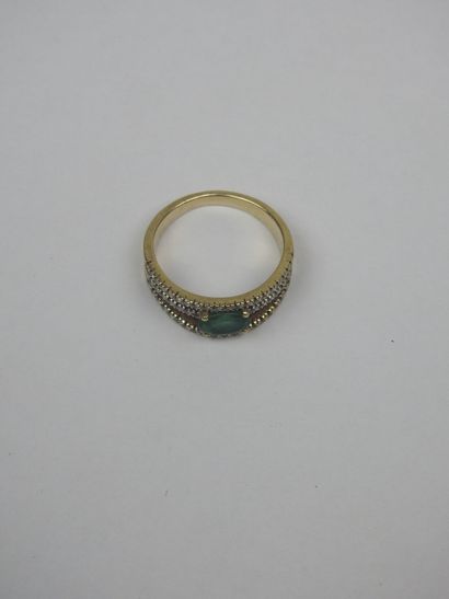 RING in yellow gold 750/1000th set with a...