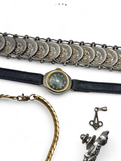 Lot of costume jewelry including watches,...
