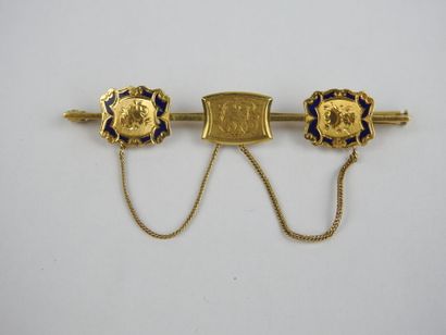 Brooch in 750 thousandths gold, finely enameled...