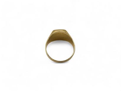 Chevalière in 750 thousandths yellow gold,...