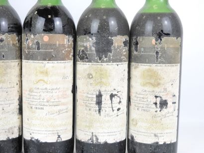 6 bottles Château Mouton-Rothschild 1971....