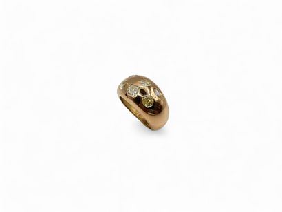 Yellow gold 750 thousandths ring set with...