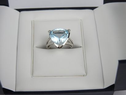 Mauboussin, mes couleurs à toi: 18ct white...