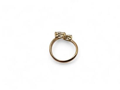 Toi et Moi ring in 750-millimeter pink gold...