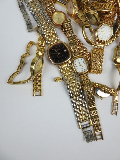 LOT de MONTRES plaqué Or
2 FONTENAY (F282...