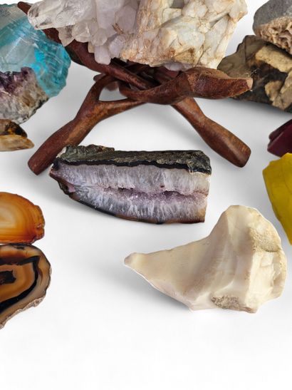 Batch of rough minerals, pieces of colored...