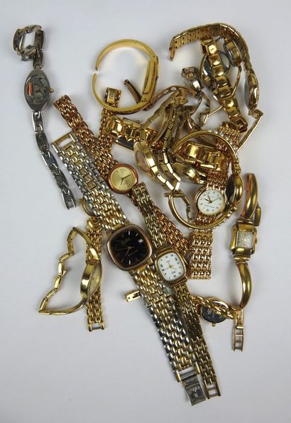 LOT de MONTRES plaqué Or
2 FONTENAY (F282...