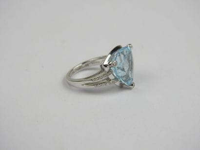 Mauboussin, mes couleurs à toi: 18ct white...