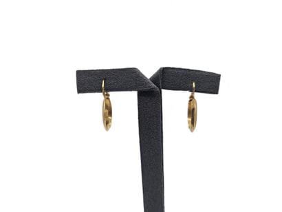 Pair of small creoles in yellow gold 750...