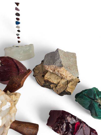Batch of rough minerals, pieces of colored...