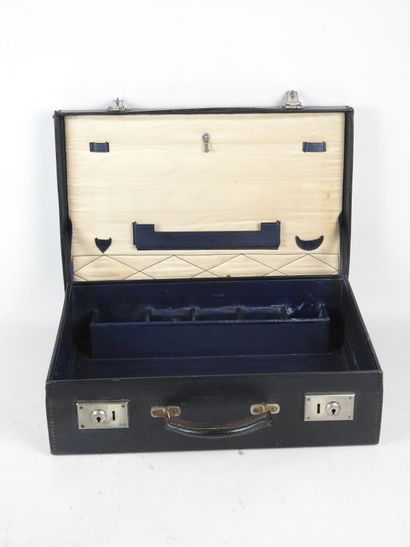 Maison KELLER - Paris. Small black leather...