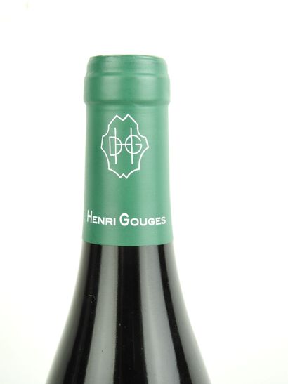 1 Bottle NUITS SAINT GEORGES Les Saint Georges...