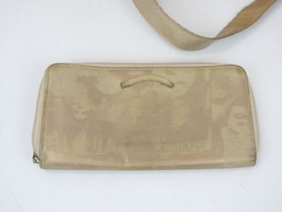 Jean Paul GAULTIER: Shoulder bag 30 x 25...