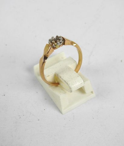 RING SET in yellow gold 750/1000e. 2.54g....