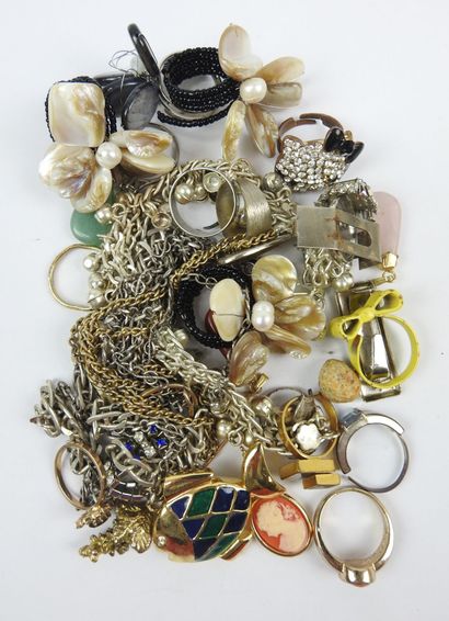 LOT of FANTAISIE JEWELRY including rings,...