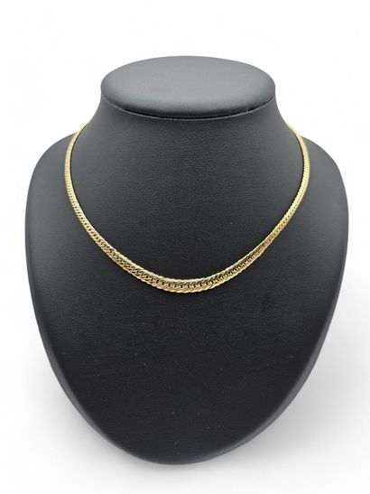 Necklace in 750 thousandths yellow gold with...