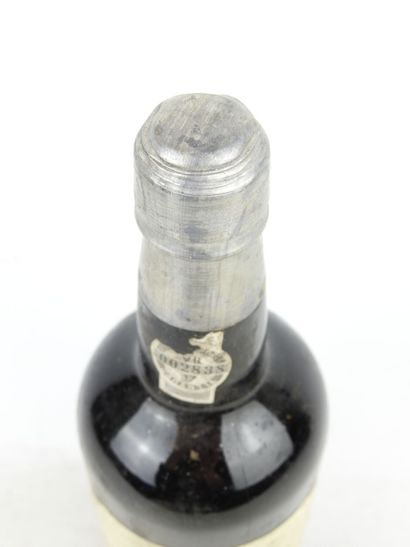 1 bottle Porto Butler nephew, Vasconcellos...
