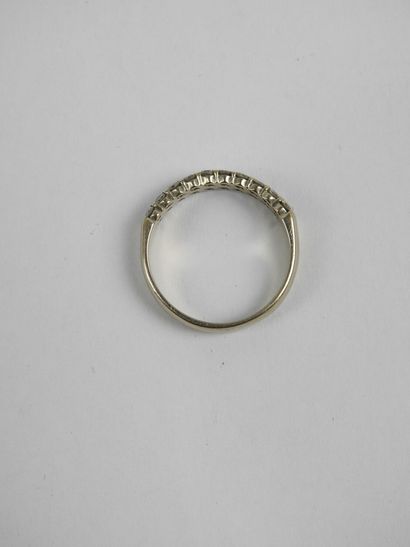ALLIANCE in 750/1000th white gold and 19...