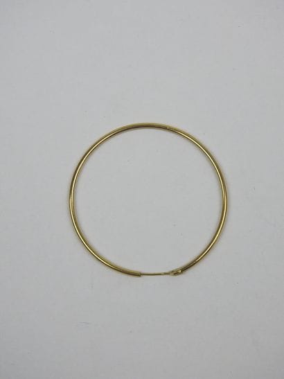 Creole in yellow gold 750 thousandths. 1...