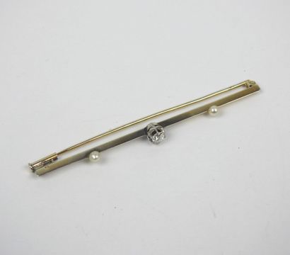 BARrette brooch in yellow gold 750/1000 set...