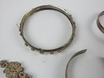 LOT of 800/1000th and 925/1000th silver including...