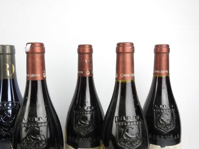 9 bottles including 4 La Font Boissière Gigondas...