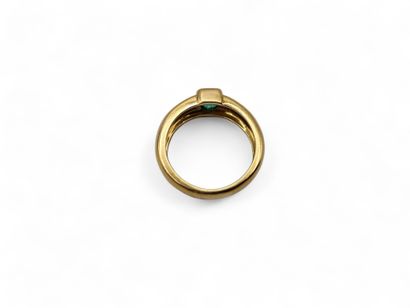 Yellow gold 750 thousandths ring centered...