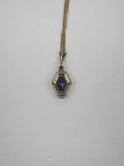 Hexagonal white gold 750/1000th pendant adorned...