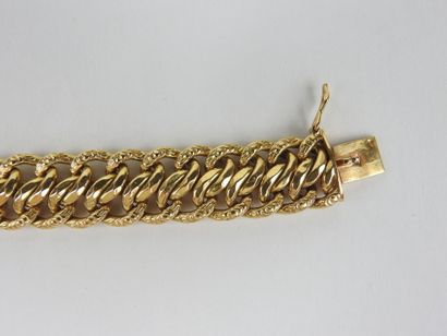 Curb in yellow gold 750 thousandths, 19....